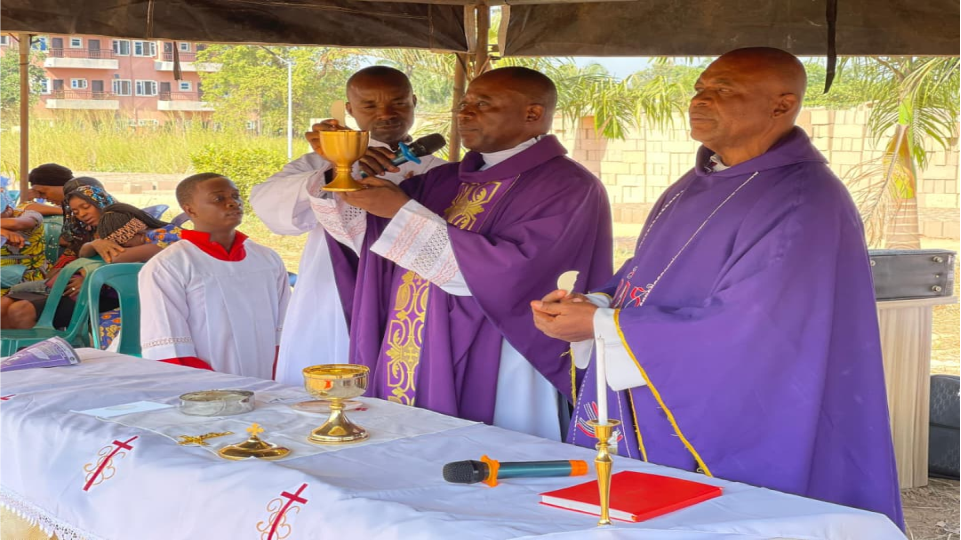 A DAY OF GRATITUDE: PEACELAND HOLDS 3RD BAZAAR AND THANKSGIVING